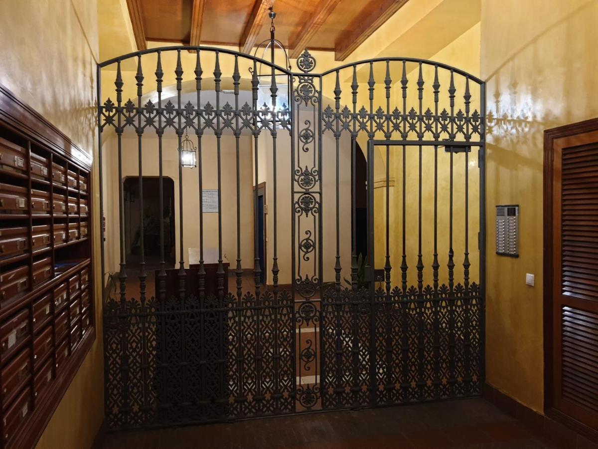 Santa Ana - Palacio Del Infantado Sevilla Exteriér fotografie