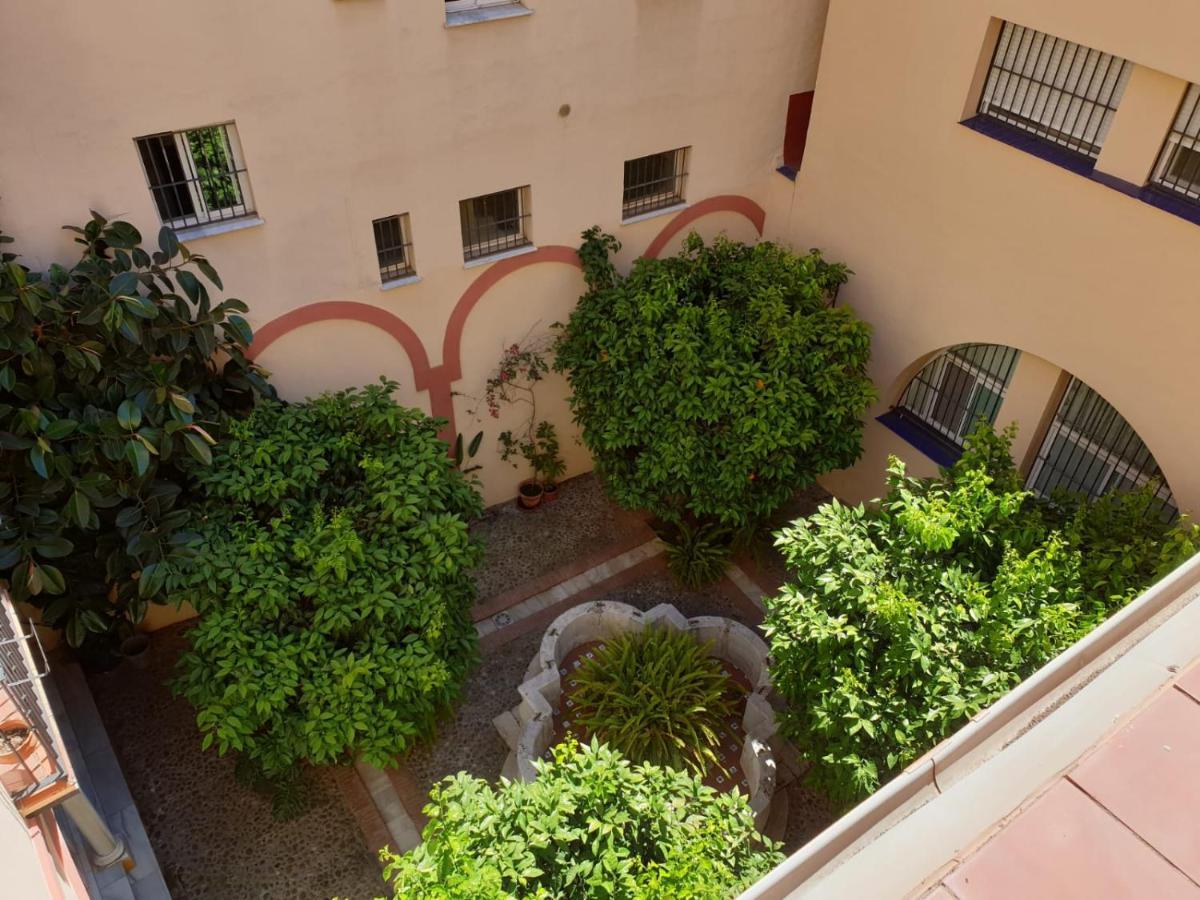Santa Ana - Palacio Del Infantado Sevilla Exteriér fotografie