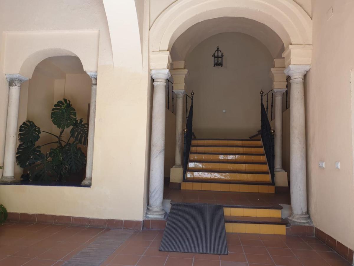 Santa Ana - Palacio Del Infantado Sevilla Exteriér fotografie